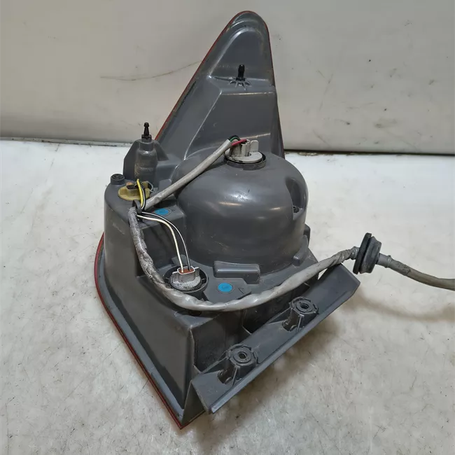 Fanale posteriore parte esterno destro