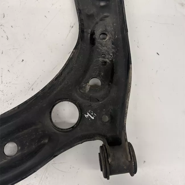 Braccio oscillante sospensione anteriore destro