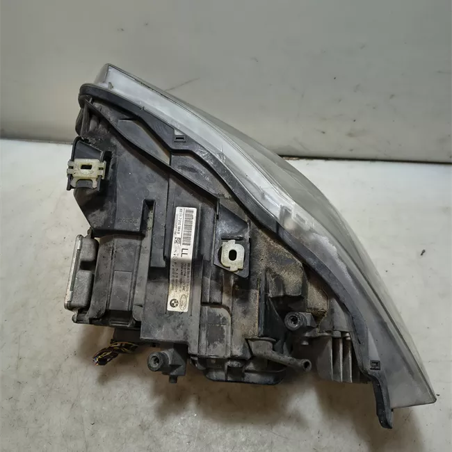 Proiettore destro zkw luce xenon