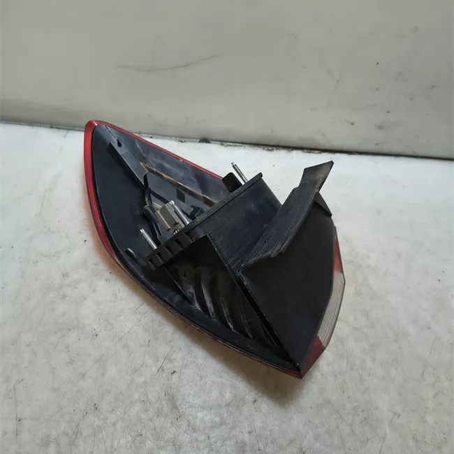 Fanale posteriore parte esterno destro