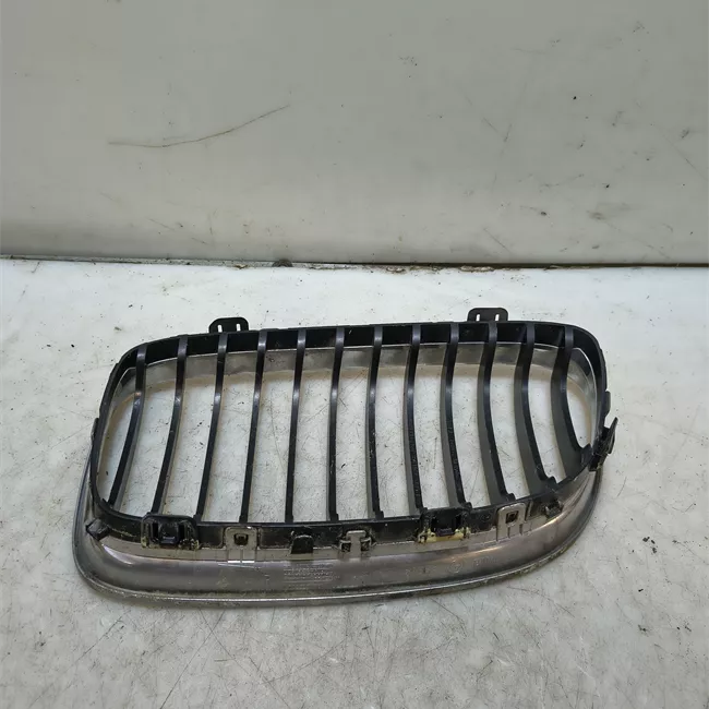 Griglia destra cromo