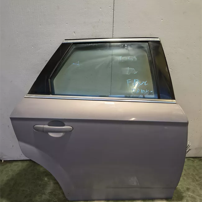 Porta posteriore destra