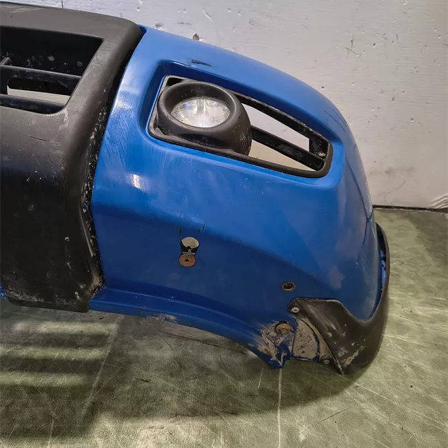 Paraurti anteriore aria condizionata automatico e fendinebbia nero