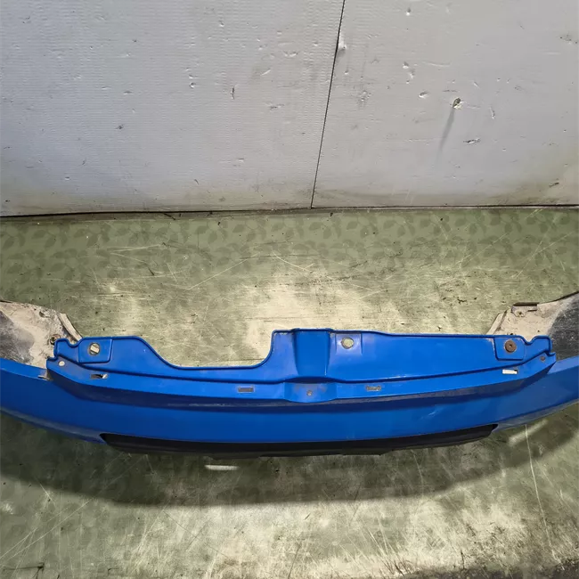 Paraurti anteriore aria condizionata automatico e fendinebbia nero