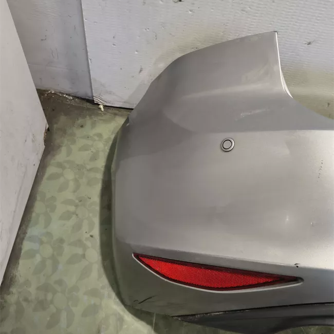 Paraurti posteriore con sensore parcheggio primer