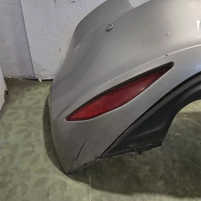 Paraurti posteriore con sensore parcheggio primer