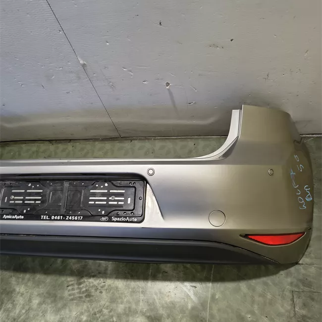 Paraurti posteriore con sensore parcheggio primer