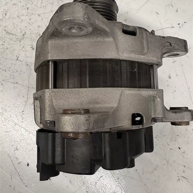 Alternatore VALEO