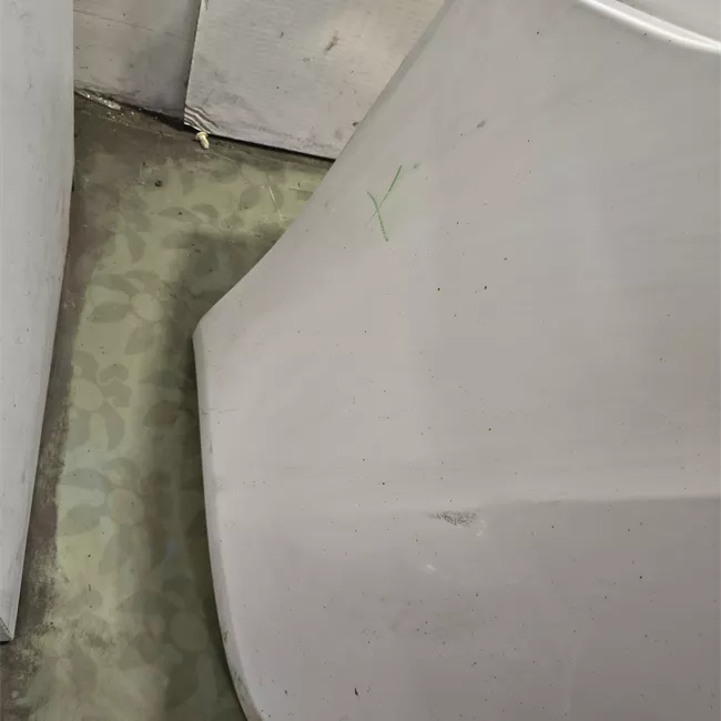 Paraurti posteriore con sensori parcheggio