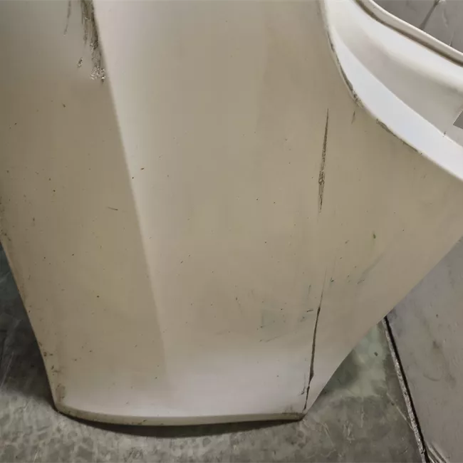 Paraurti posteriore con sensori parcheggio