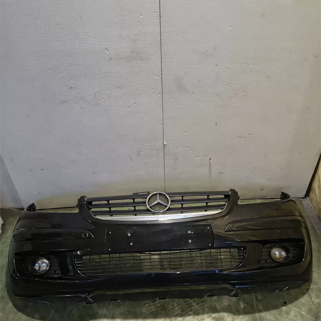 Paraurti anteriore Eleg., con parktronicon bi-xeno primer