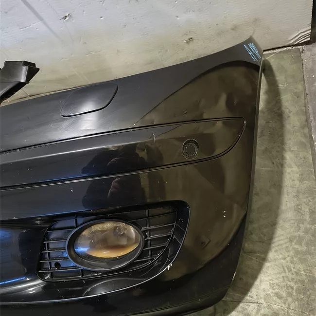 Paraurti anteriore Eleg., con parktronicon bi-xeno primer