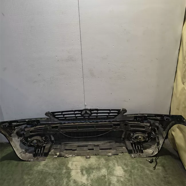 Paraurti anteriore Eleg., con parktronicon bi-xeno primer