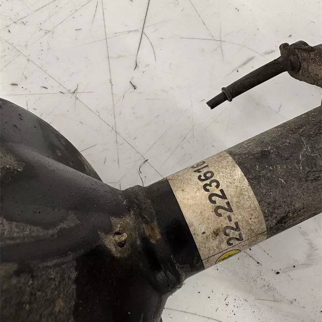 Ammortizzatore anteriore sinistro