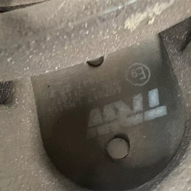 Montante sospensione anteriore destro