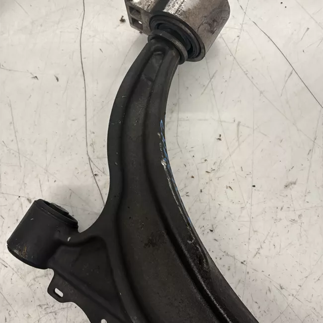 Braccio oscillante sospensione anteriore destro Alluminio