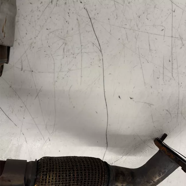 Tubo scarico anteriore con convertitore catalitico