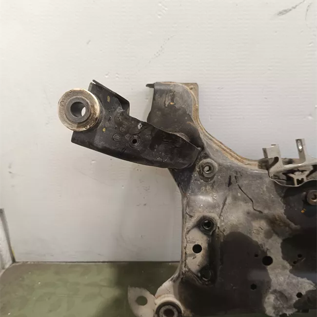 Telaio ausiliario anteriore