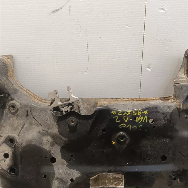 Telaio ausiliario anteriore