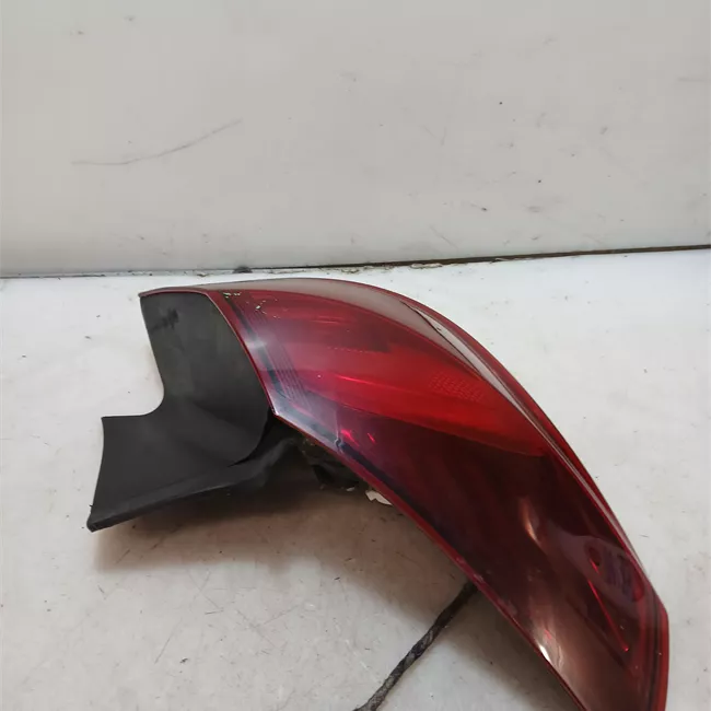 Fanale posteriore parte esterno sinistro