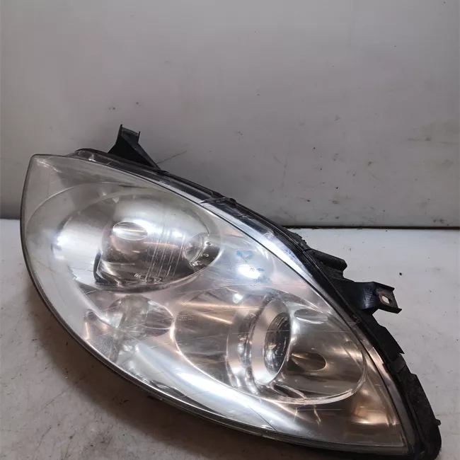 Proiettore sinistro Xeno