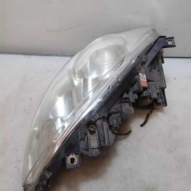 Proiettore sinistro Xeno