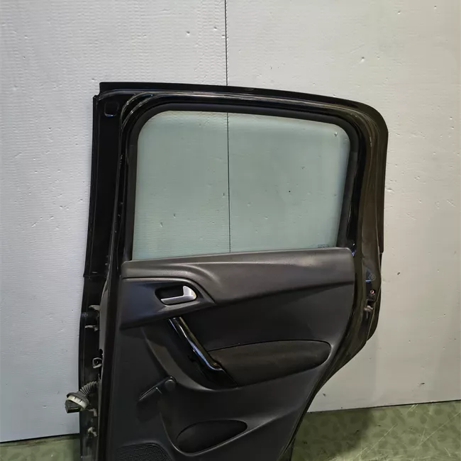 Porta posteriore destra