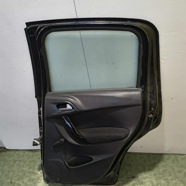 Porta posteriore destra