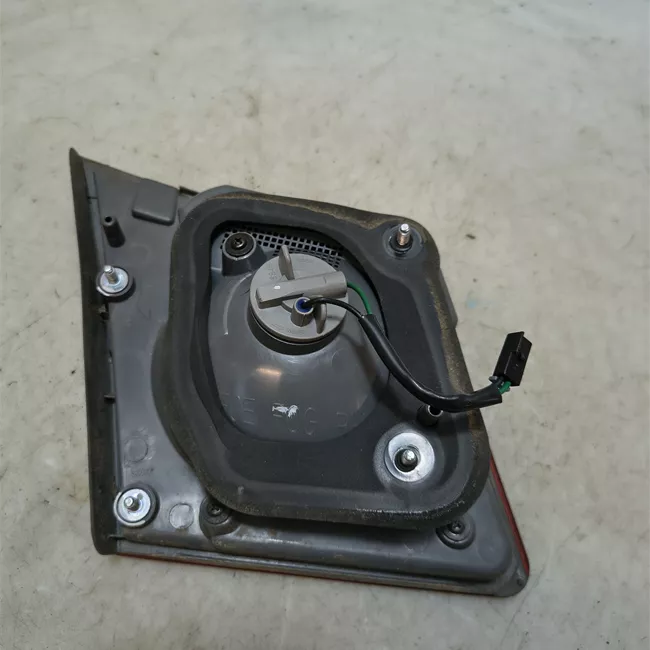 Fanale posteriore parte interno destro