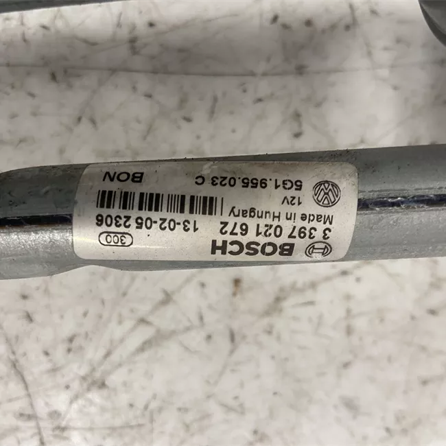 Meccanismo tergiparabrezza con motorino