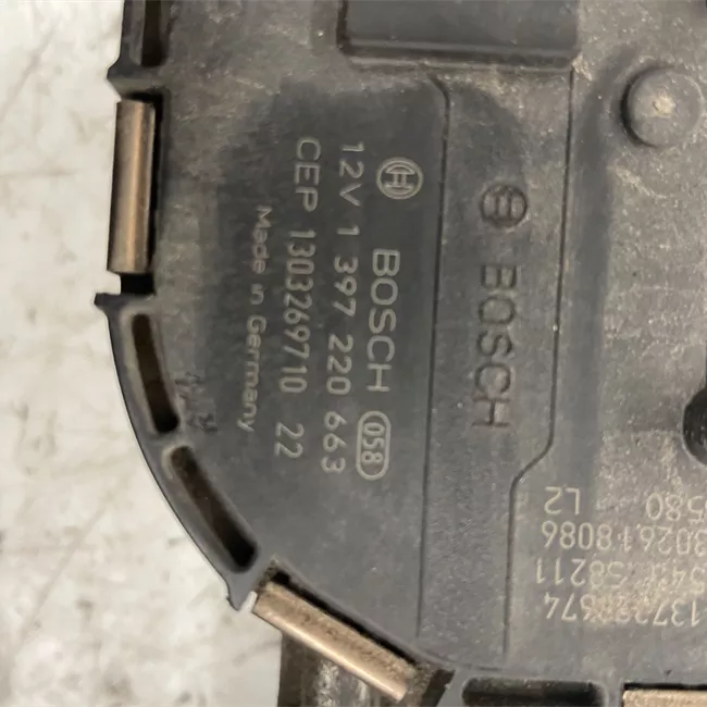 Meccanismo tergiparabrezza con motorino