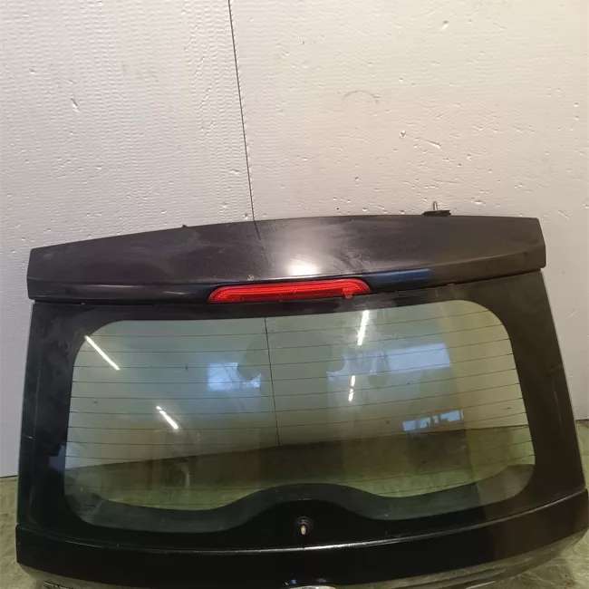 Porta anteriore destra