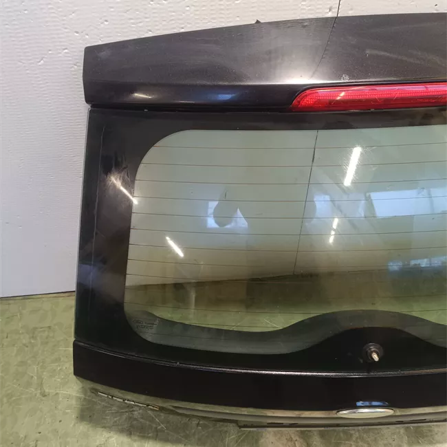 Porta anteriore destra