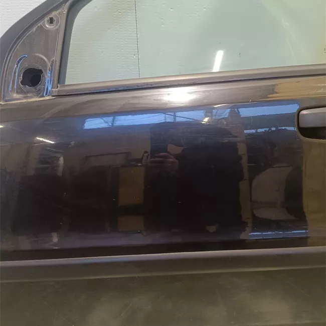 Porta anteriore sinistra