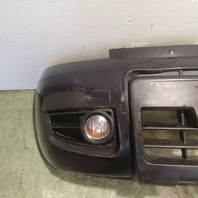 Paraurti anteriore aria condizionata automatico e fendinebbia nero