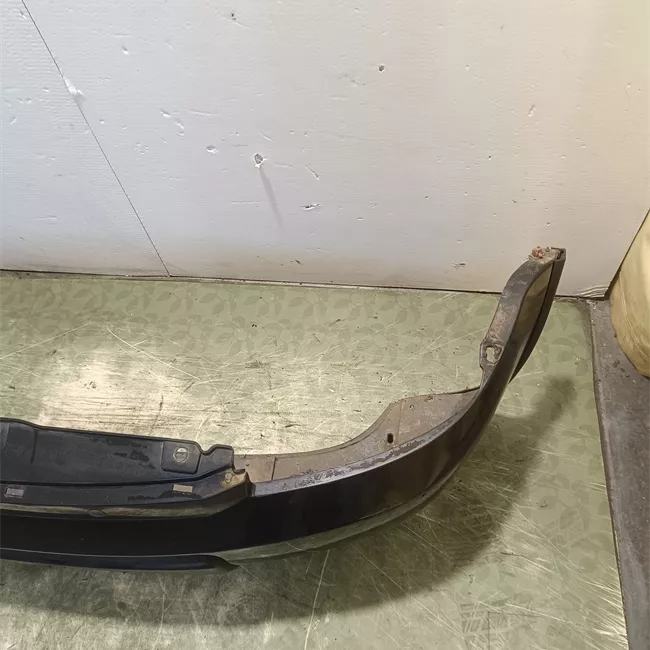 Paraurti anteriore aria condizionata automatico e fendinebbia nero