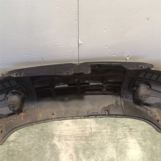 Paraurti anteriore aria condizionata automatico e fendinebbia nero