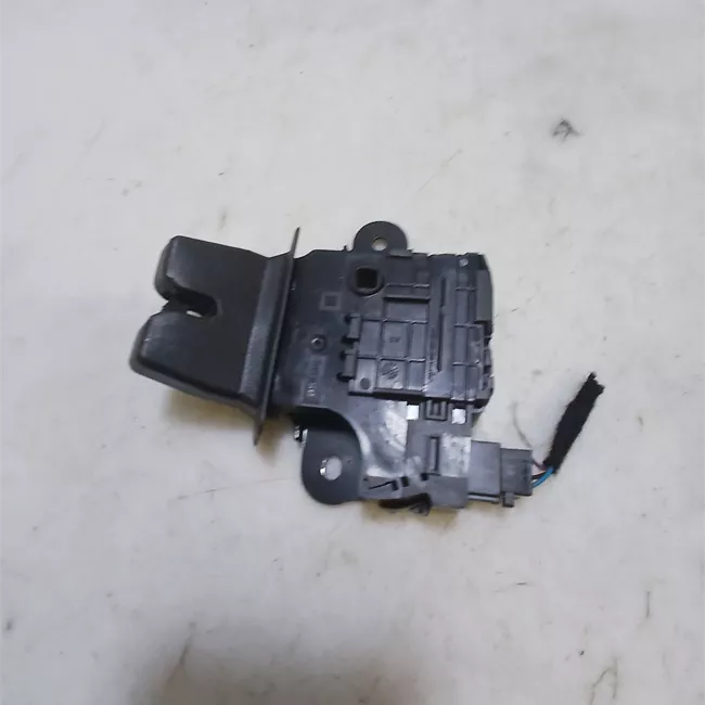 Serratura cofano posteriore