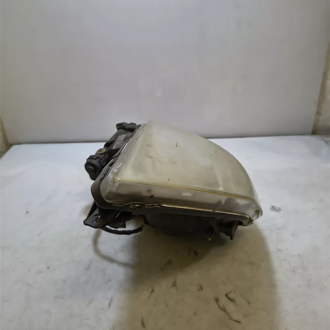 Proiettore destro Xenon