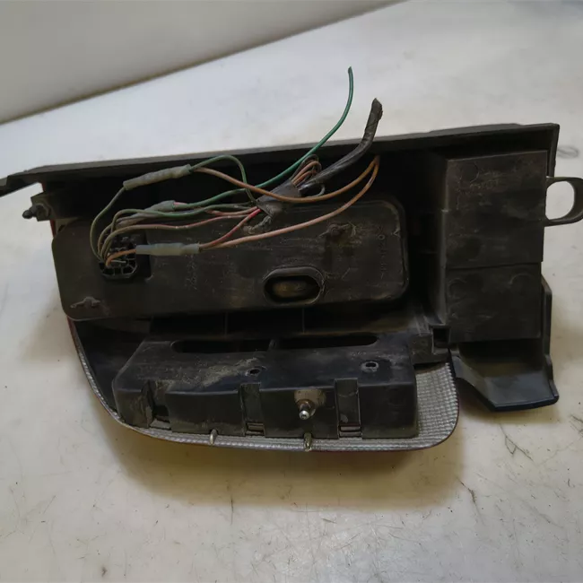 Fanale posteriore sinistro