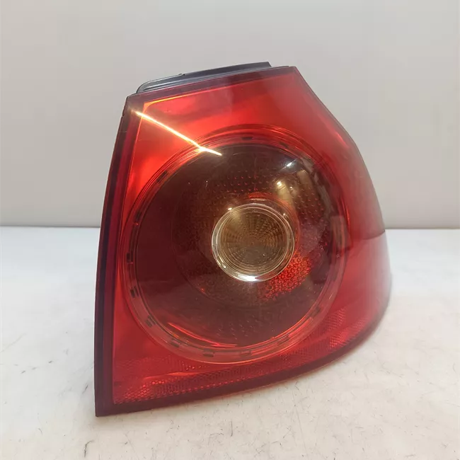 Fanale posteriore parte esterno destro