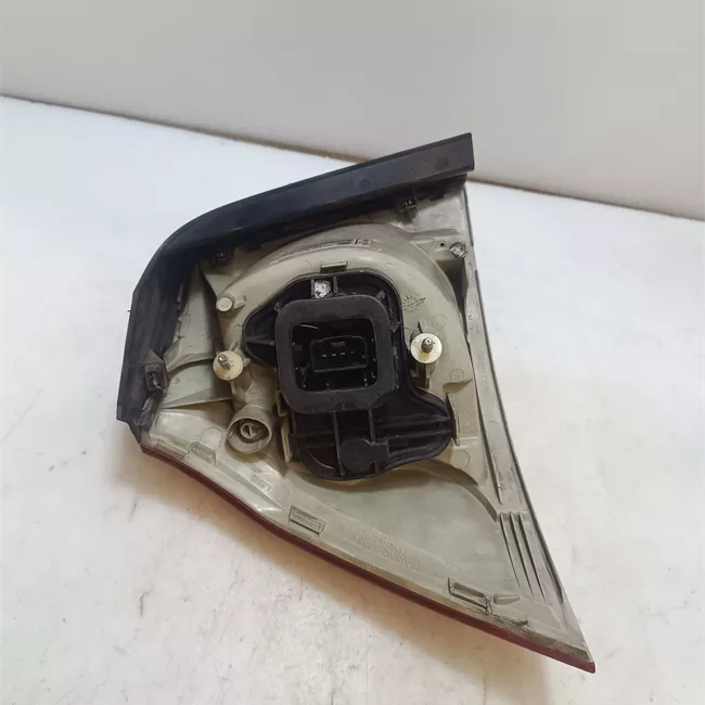 Fanale posteriore parte esterno destro