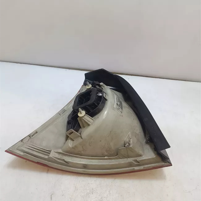 Fanale posteriore parte esterno destro