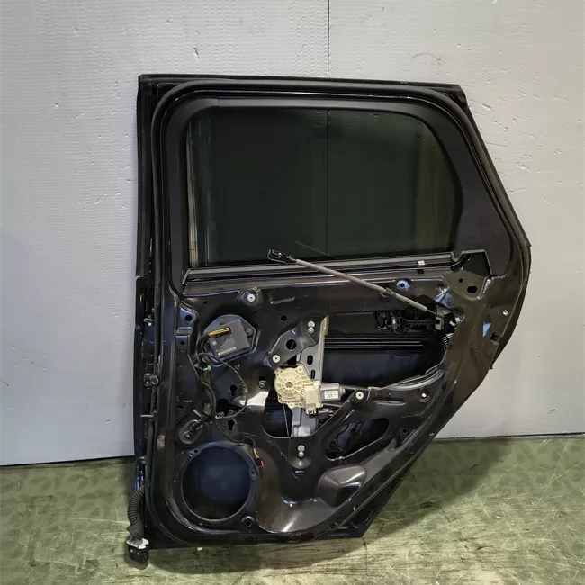 Porta posteriore destra