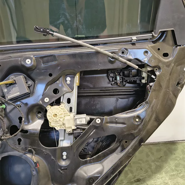 Porta posteriore destra