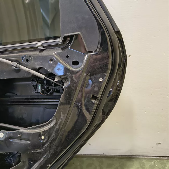 Porta posteriore destra