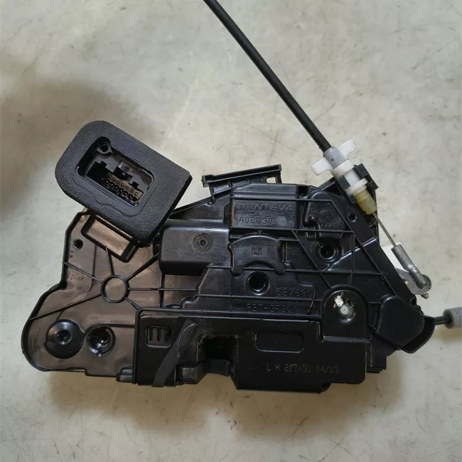 Serratura portello posteriore