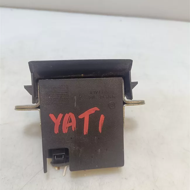 Serratura porta anteriore sinistra