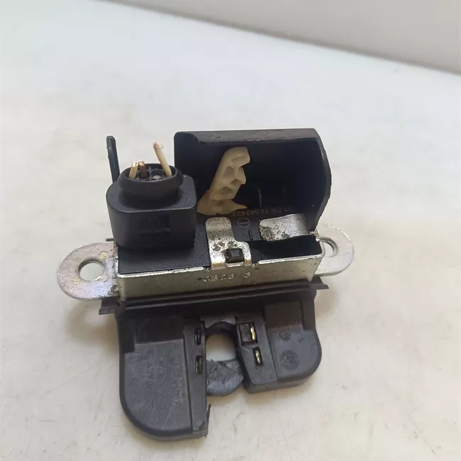 Serratura porta anteriore sinistra