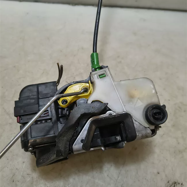 Serratura porta posteriore sinistra